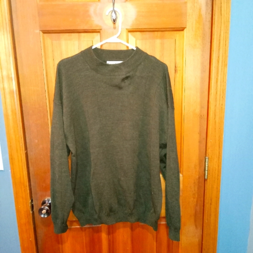 Kenneth Spencer 100% wool Oliver green sweater size XXL